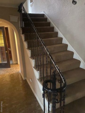 17515 Parkside Street, Detroit, MI 48221