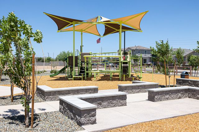 14834 W WHITEHORN Way, Surprise, AZ 85387