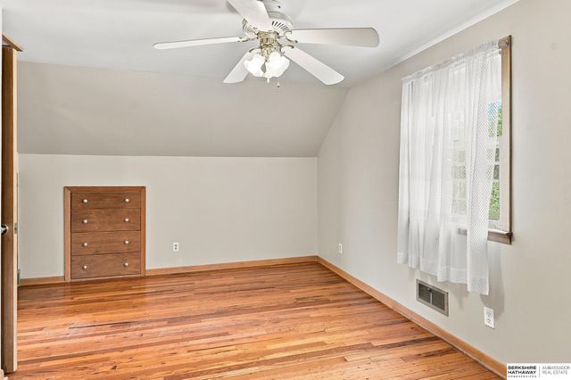 2624 N 70th Avenue, Omaha, NE 68104