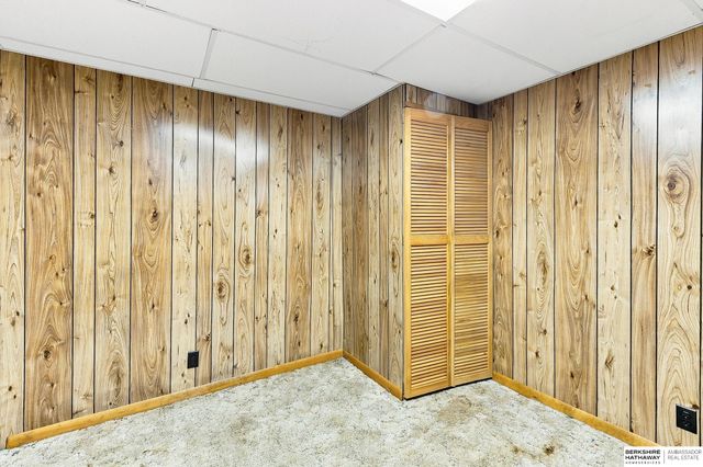2624 N 70th Avenue, Omaha, NE 68104