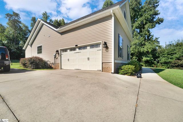 118 Upper Lake Drive, Easley, SC 29640