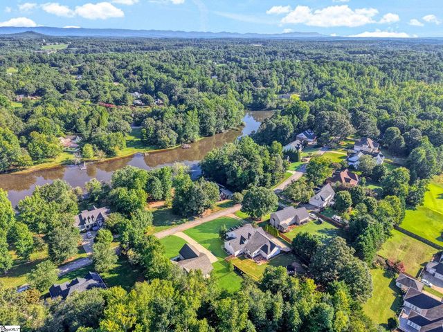118 Upper Lake Drive, Easley, SC 29640