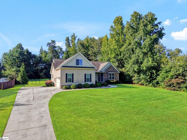 118 Upper Lake Drive, Easley, SC 29640
