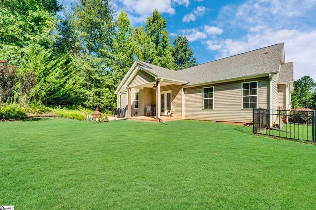 118 Upper Lake Drive, Easley, SC 29640