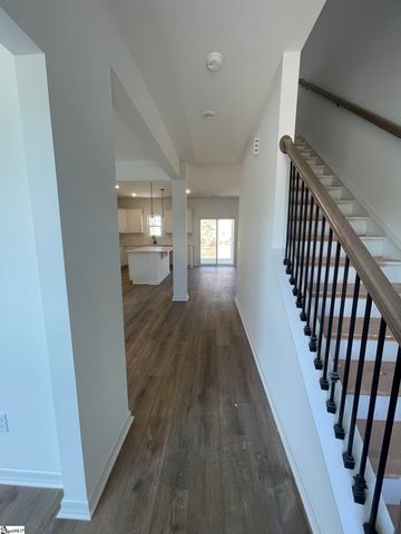 20 Gateway Drive, Central, SC 29630