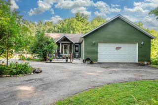 3045 Little Glendora Road, Buchanan Twp, MI 49107