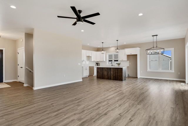 845 Crockett DRIVE, Holmen, WI 54636