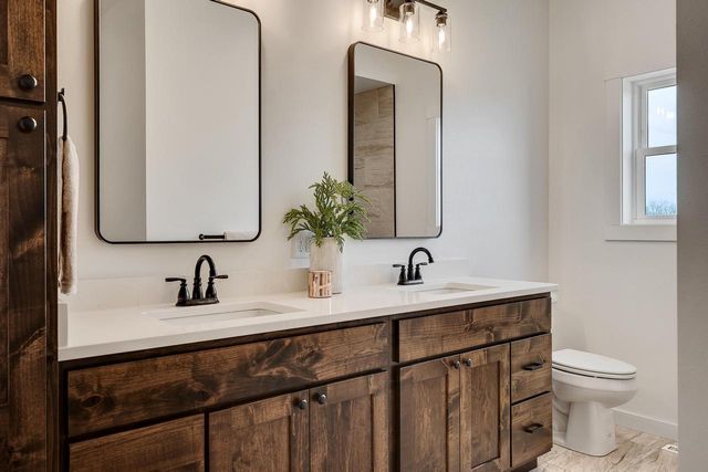 845 Crockett DRIVE, Holmen, WI 54636