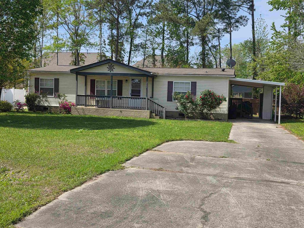 3267 Lyndon Dr., Little River, SC 29566