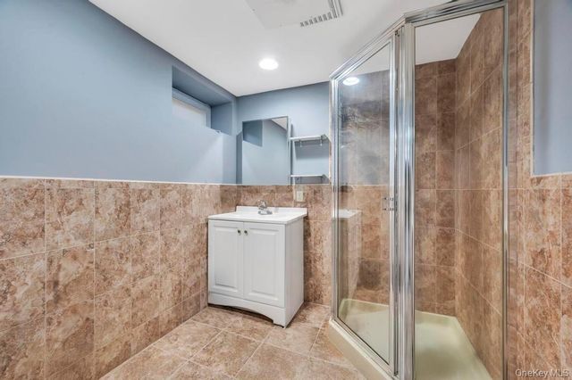 1810 N Jerusalem Road, North Bellmore, NY 11710