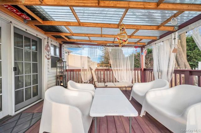 1810 N Jerusalem Road, North Bellmore, NY 11710