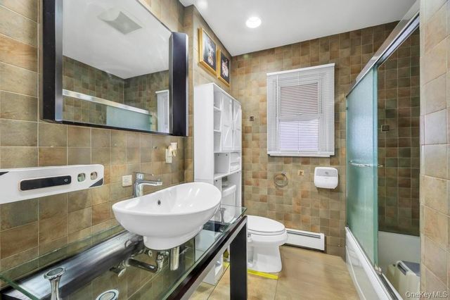 1810 N Jerusalem Road, North Bellmore, NY 11710