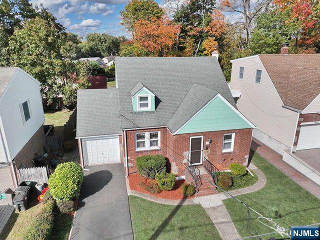 54 Huntting Drive, Dumont, NJ 07628