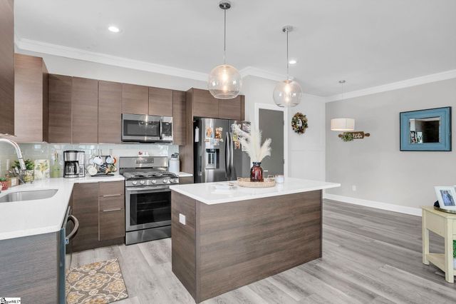 128 Park Avenue, Greer, SC 29651