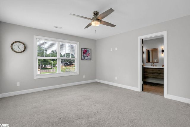 128 Park Avenue, Greer, SC 29651