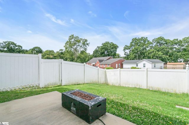 128 Park Avenue, Greer, SC 29651