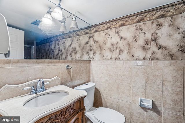 8004 DEN MEADE AVE, Fort Washington, MD 20744