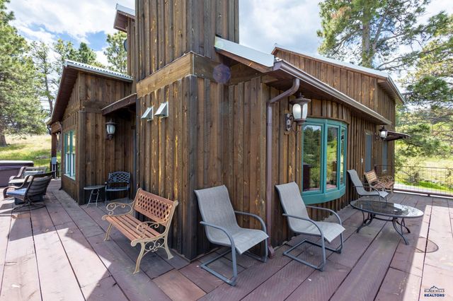 111 W PINE STREET, Spearfish, SD 57783