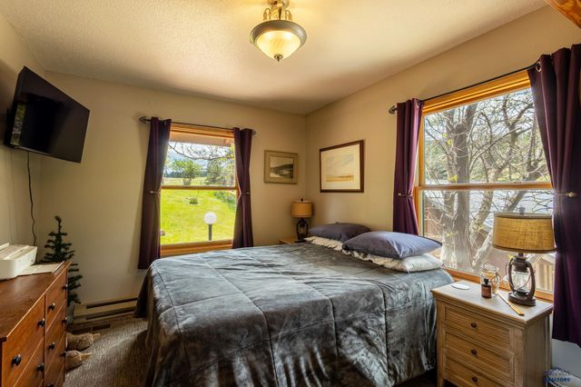 111 W PINE STREET, Spearfish, SD 57783