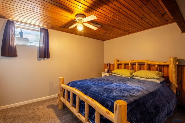 111 W PINE STREET, Spearfish, SD 57783