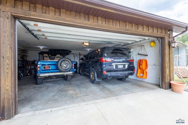 111 W PINE STREET, Spearfish, SD 57783