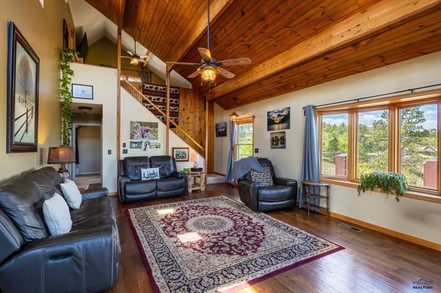 111 W PINE STREET, Spearfish, SD 57783