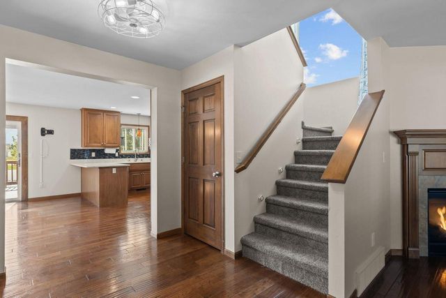 2876 CHRYSTELLA DRIVE, Menasha, WI 54952