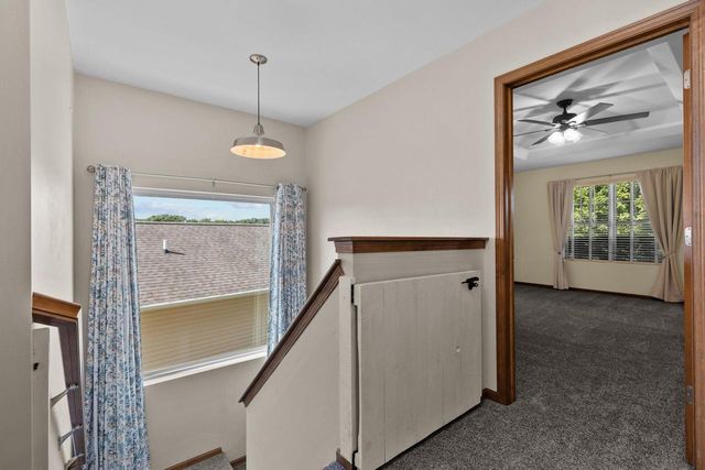 2876 CHRYSTELLA DRIVE, Menasha, WI 54952