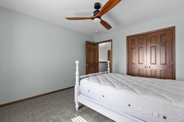 2876 CHRYSTELLA DRIVE, Menasha, WI 54952