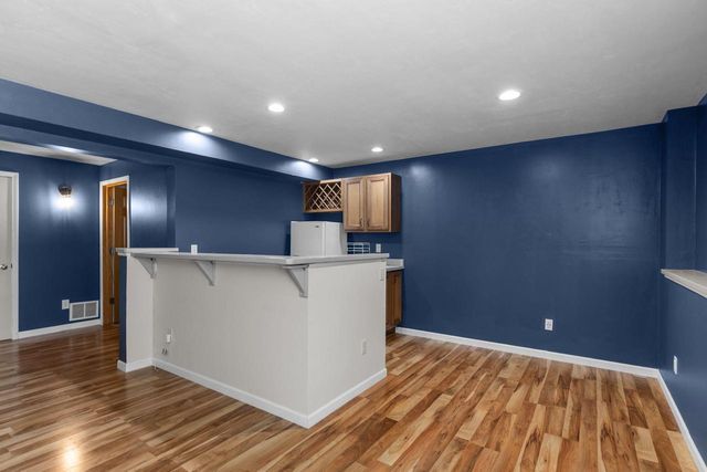 2876 CHRYSTELLA DRIVE, Menasha, WI 54952
