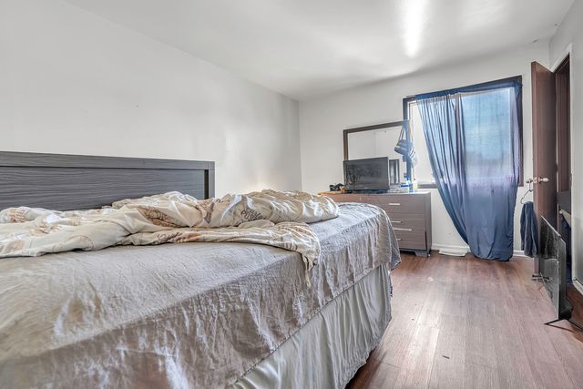 7438 Whitcomb Street, Merrillville, IN 46410