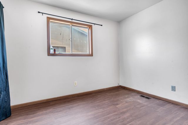 7438 Whitcomb Street, Merrillville, IN 46410