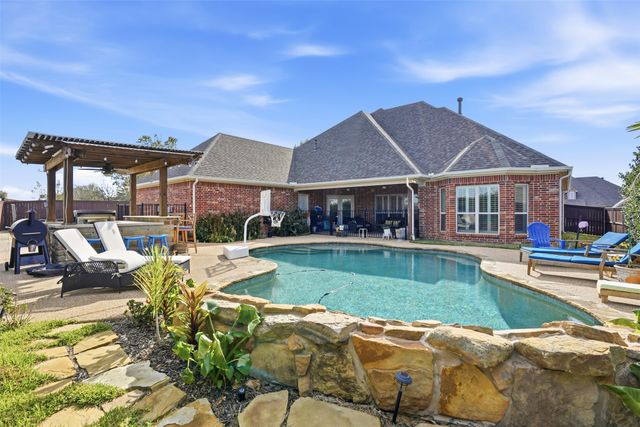 2219 Nottaway Drive, Cleburne, TX 76033