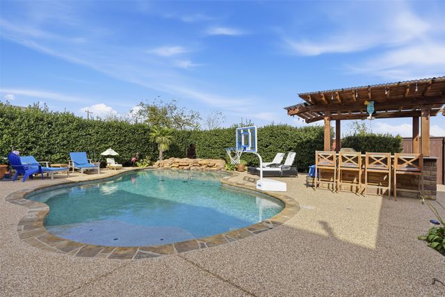 2219 Nottaway Drive, Cleburne, TX 76033