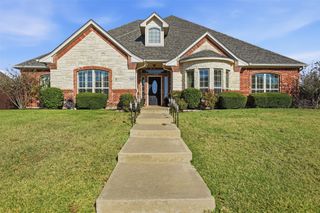 2219 Nottaway Drive, Cleburne, TX 76033