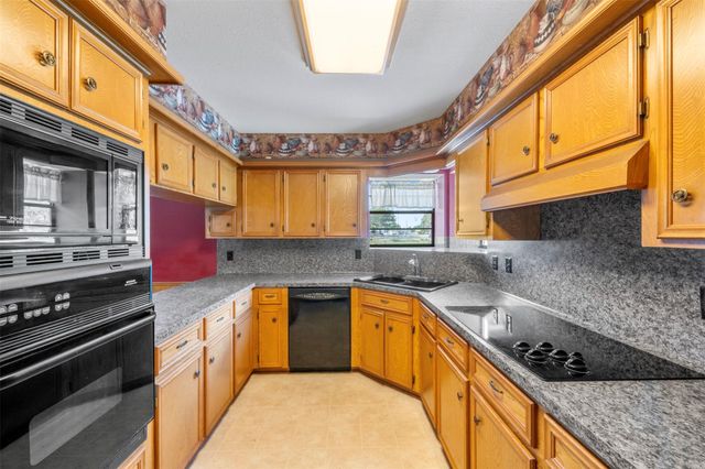 17831 Oak Cluster Court, Cypress, TX 77429