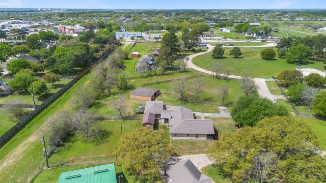 17831 Oak Cluster Court, Cypress, TX 77429