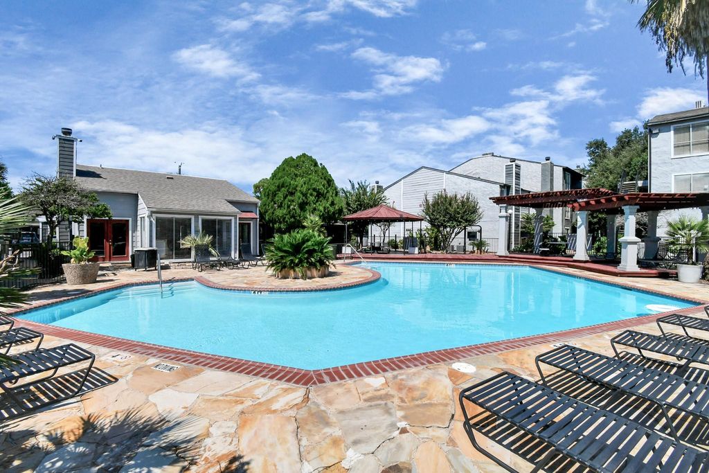 5959 Bonhomme Road 192R, Houston, TX 77036