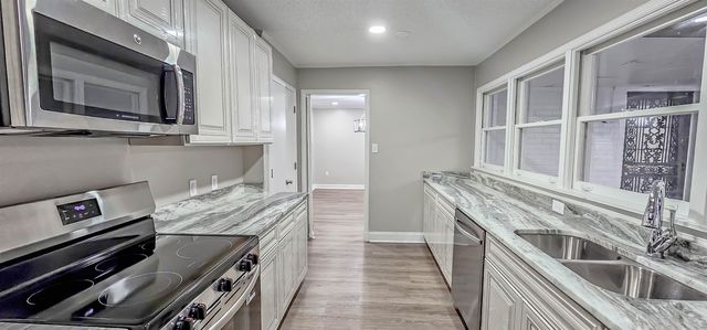 1010 BLUEBIRD RD, Memphis, TN 38116