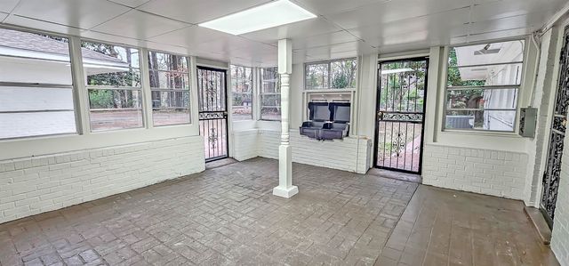 1010 BLUEBIRD RD, Memphis, TN 38116