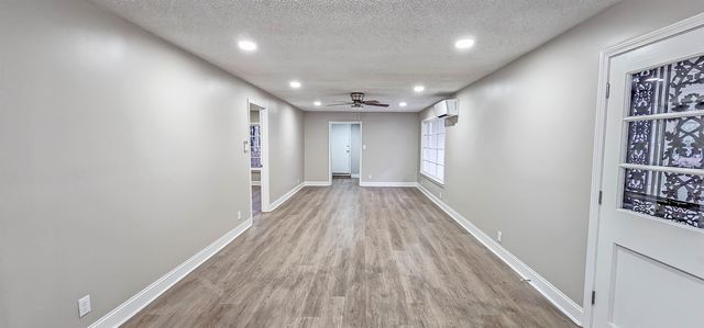 1010 BLUEBIRD RD, Memphis, TN 38116