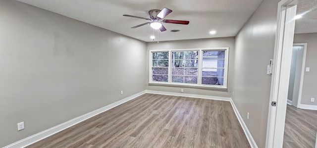 1010 BLUEBIRD RD, Memphis, TN 38116