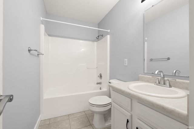 7920 Rocky Glen Place, Fort Wayne, IN 46825