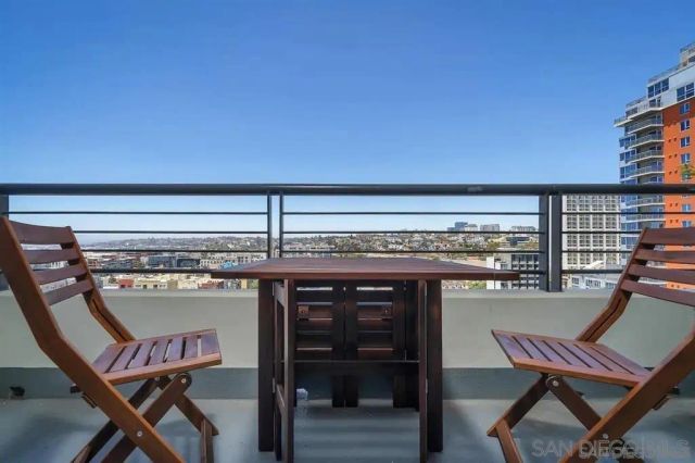 425 W Beech St 1556, San Diego, CA 92101