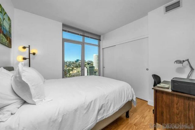 425 W Beech St 1556, San Diego, CA 92101