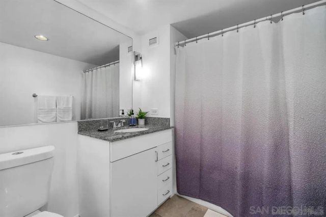 425 W Beech St 1556, San Diego, CA 92101