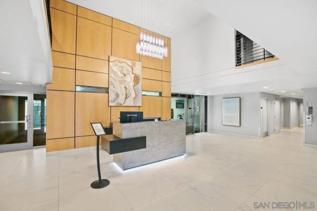 425 W Beech St 1556, San Diego, CA 92101