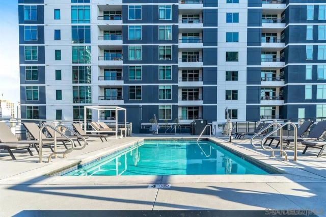 425 W Beech St 1556, San Diego, CA 92101