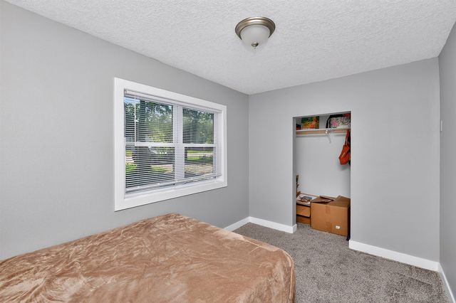 2734 Merle Hay Road, Des Moines, IA 50310