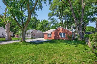 2734 Merle Hay Road, Des Moines, IA 50310